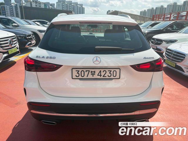 Mercedes-Benz GLA-Class из Кореи Encar